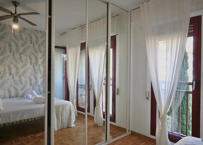 For You Rentals Luminoso Y Practico Apartamento Temporal En El Barrio Del Pilar Hrl5